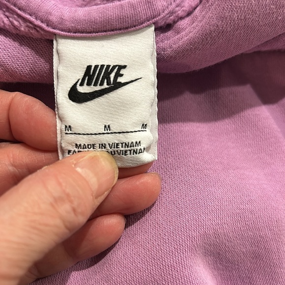 Nike Hoodie Girl’s Medium (8) - Picture 3 of 3